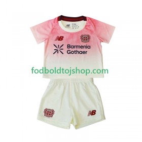 Bayer 04 Leverkusen Børn Udebane Fodboldsæt 2025-26 S/S (+ Korte bukser)